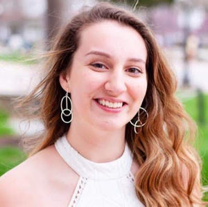 Meet your Posher, Dana